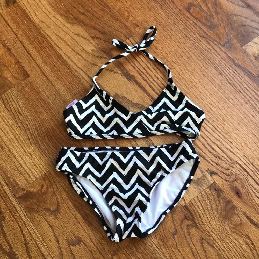 Girls swimsuit